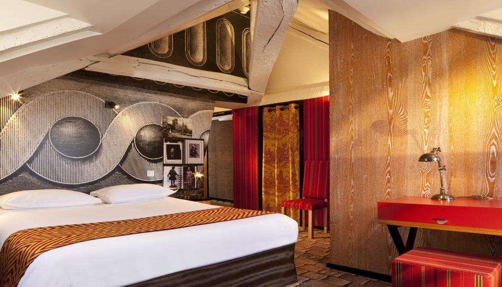 Hotel Le Notre Dame Saint Michel Paříž Pokoj fotografie